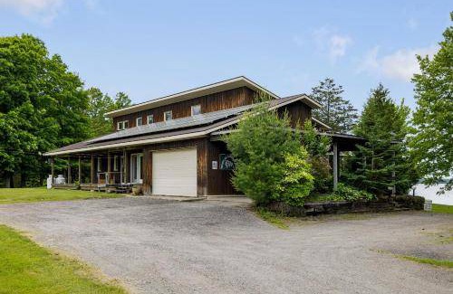 Leeds and the Thousand Islands House | 167 m² House ∙ 1 bedroom ∙ 8 guests