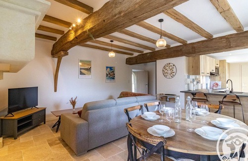 Vivy Cottage | 16th Century Cottage near Saumur