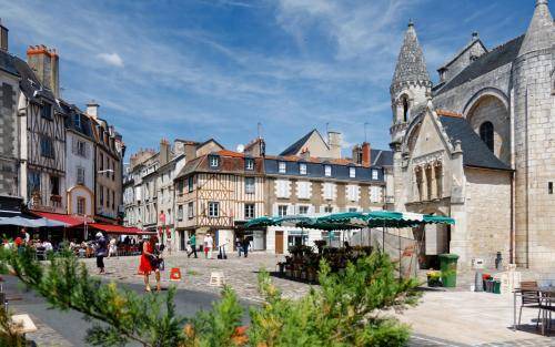 Poitiers Apartment | 17 m² Apartment ∙ 1 bedroom ∙ 2 guests