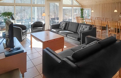 Kopingsvik House | 170 m² House ∙ 5 bedrooms ∙ 14 guests