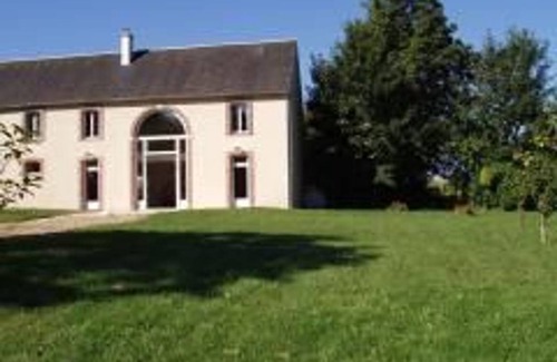 Ouzouer-sur-Trezee Cottage | 170 m² Cabin ∙ 3 bedrooms ∙ 8 guests
