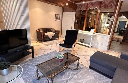 Artenay Cottage | 170 m² Cabin ∙ 4 bedrooms ∙ 9 guests