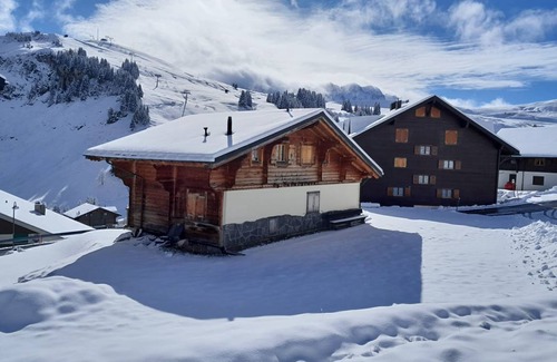Val d'Illiez Ski Chalet | 170 m² Chalet ∙ 7 bedrooms ∙ 12 guests