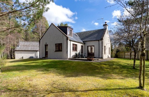 Nethy Bridge Villa | 170 m² Villa ∙ 4 bedrooms ∙ 8 guests