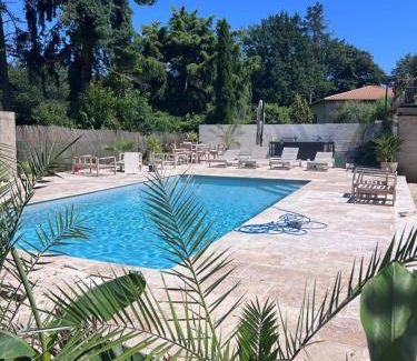Saint-Seurin-de-Prats Apartment | 175 m² Apartment ∙ 2 bedrooms ∙ 4 guests