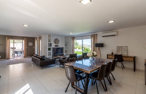 L'Ile-Rousse Villa | 175 m² Villa ∙ 5 bedrooms ∙ 10 guests