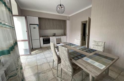 Atyrau Apartment | # 18 Стильная и современная квартира