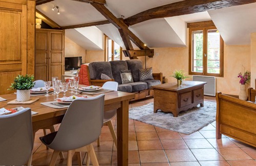 Aubigny-les-Sombernon House | 180 m² House ∙ 3 bedrooms ∙ 8 guests