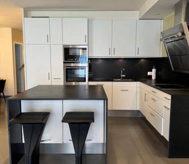 Montreux Apartment | 180 m² Apartment ∙ 3 bedrooms ∙ 8 guests