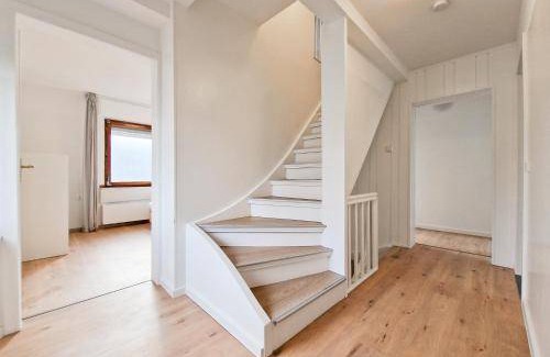 Neuenkamp Apartment | 180 m² Apartment ∙ 5 bedrooms ∙ 10 guests
