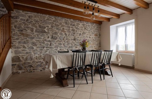 Ambert House | 180 m² Gîte ∙ 3 bedrooms ∙ 6 guests