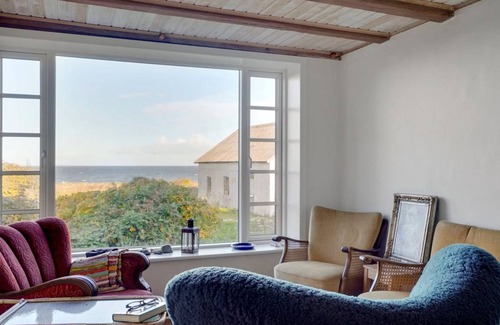 Logstor House | 180 m² House ∙ 1 bedroom ∙ 8 guests