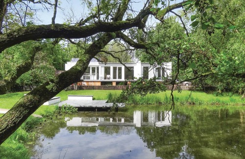 Ypres House | 180 m² House ∙ 2 bedrooms ∙ 6 guests
