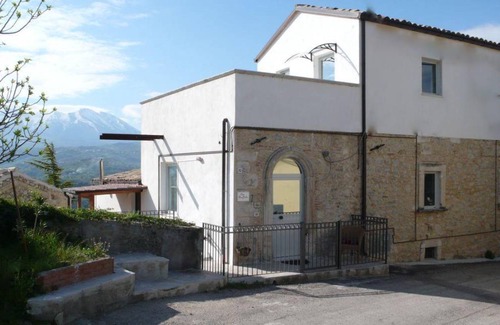 San Valentino In Abruzzo House | 180 m² House ∙ 4 bedrooms ∙ 10 guests