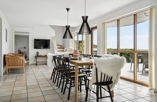 Sillerslev House | 180 m² House ∙ 5 bedrooms ∙ 12 guests
