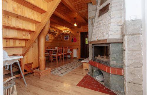 Zazriva House | 180 m² House ∙ 6 bedrooms ∙ 17 guests