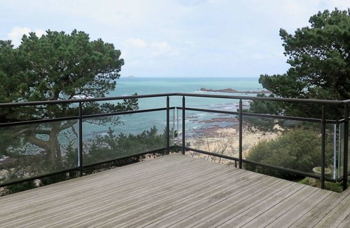 Perros-Guirec Villa | 180 m² Villa ∙ 4 bedrooms ∙ 8 guests