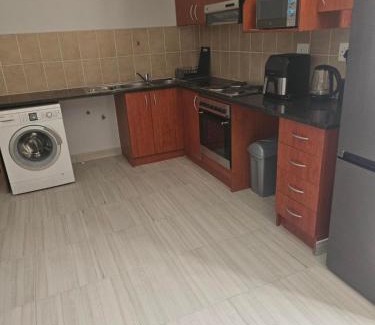 Gordons Bay Central Apartment | 180 Mont Blanc