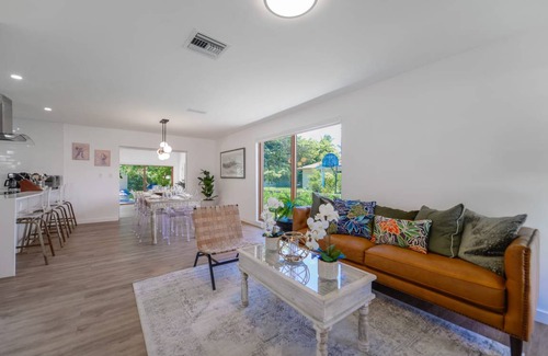 Olympia Heights House | 181 m² House ∙ 4 bedrooms ∙ 9 guests