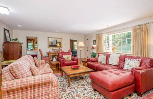 Laurel Park House | 182 m² House ∙ 3 bedrooms ∙ 8 guests