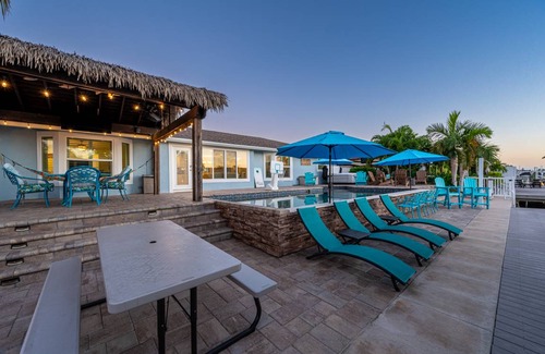 Whitney Beach House | 186 m² House ∙ 3 bedrooms ∙ 10 guests