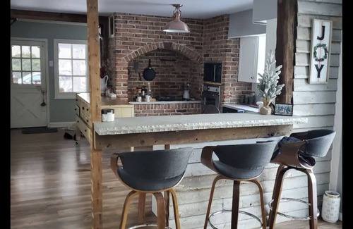Springtown Other | 1860 farmhouse Bucks - Lehigh county