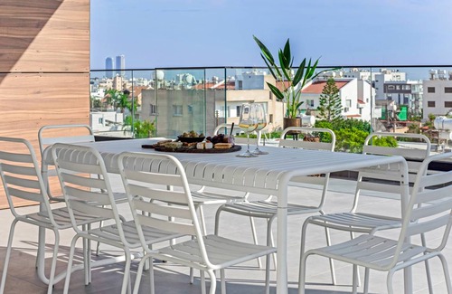 Limassol Apartment | 187 m² Apartment ∙ 5 bedrooms ∙ 10 guests