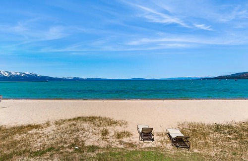 South Lake Tahoe Condo | 189 m² Condo ∙ 3 bedrooms ∙ 12 guests
