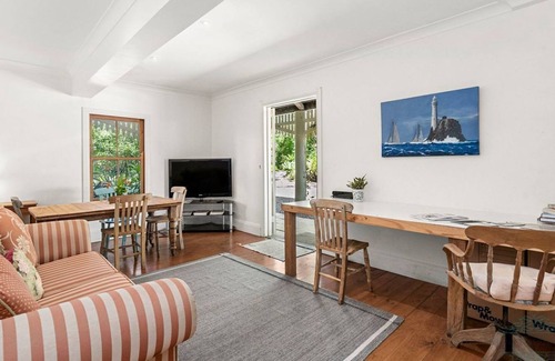 Bald Knob House | 1890 Queenslander Guest House.