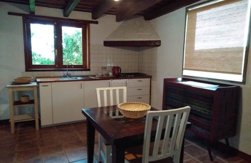 Arico el Nuevo Cottage | 18th Century Refurbished Getaway in Arico Nuevo with Pool and Ocean Vi