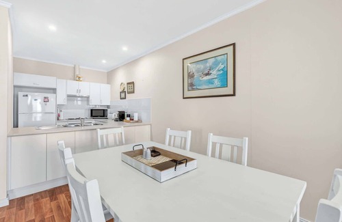 Encounter Bay Apartment | 19-117 Franklin Pde - Beachfront Location - Linen Included