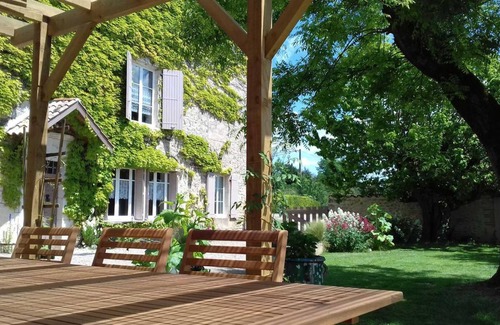 Mailhoc House | 190 m² Gîte ∙ 4 bedrooms ∙ 8 guests