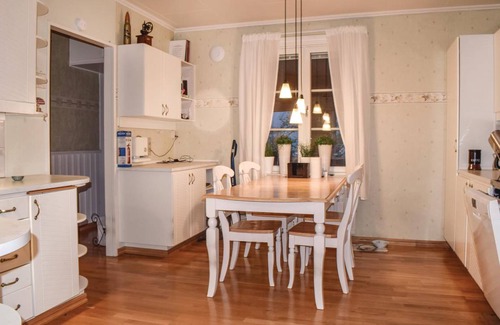 Hultsfred House | 190 m² House ∙ 5 bedrooms ∙ 10 guests