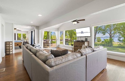 Big Cedars House | 192 m² House ∙ 3 bedrooms ∙ 10 guests
