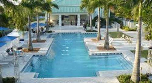 Doral House | 192 m² House ∙ 3 bedrooms ∙ 8 guests