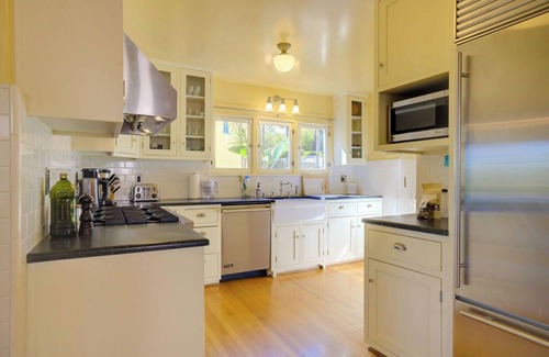 Los Feliz Boat Rental | 1920's Los Feliz Villa with Pool and Spa.
