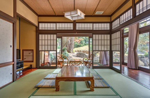 Eiheiji-cho House | 195 m² House ∙ 4 bedrooms ∙ 15 guests