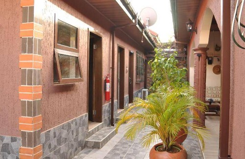 Atimpoku Cabin | 195 m² Lodge ∙ 3 bedrooms ∙ 6 guests