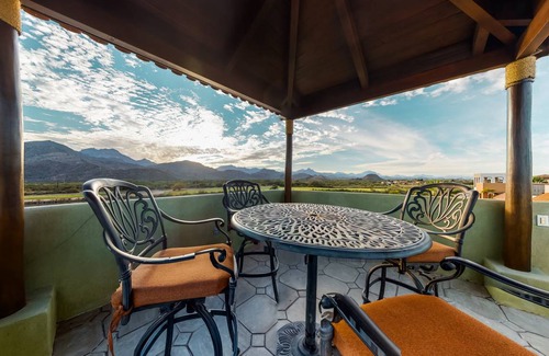 Nopolo House | 195 m² House ∙ 2 bedrooms ∙ 6 guests