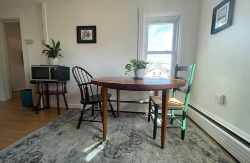 Winooski Apartment | 1bdrm Apt near UVMMC, i89, and Downtown