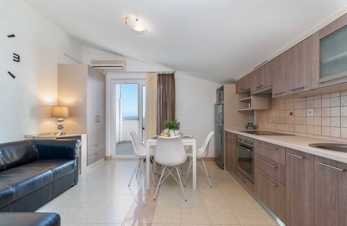 Businci Apartment | 1bedroom Apartment Stella