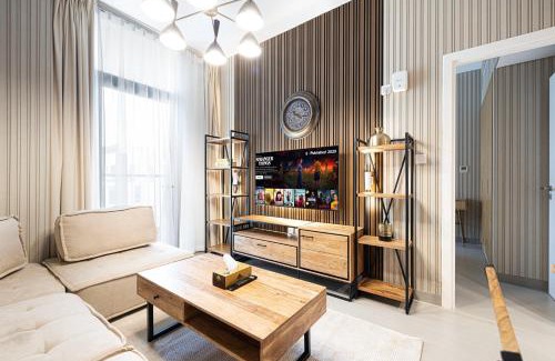 Sharjah Apartment | 1BR Apartment With Balcony - 9 Mins to Sharjah Airport - Balcony Breeze