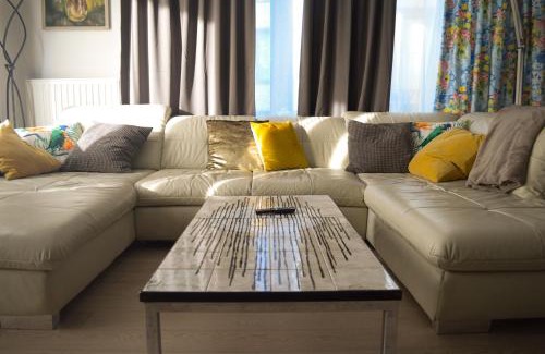 Meilemeers Apartment | 1BR apt métro Hopital Erasme Bordet handicapt friendly