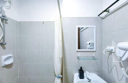 Pembo Apartment | 1BR Condotel Ridgewood Towers Taguig City #RW09