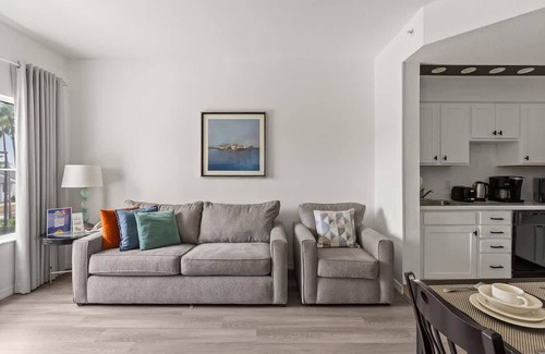 Florida Central Atlantic Coast Apartment | 1BR FREE Shuttle to Disney Parks
