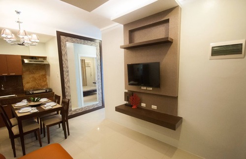 Talomo District Apartment | 1br Fully furnished Condo/Hotel NF Suites Davao