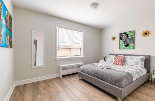 Hamilton Apartment | 1BR Modern Apt - Corktown Hamilton