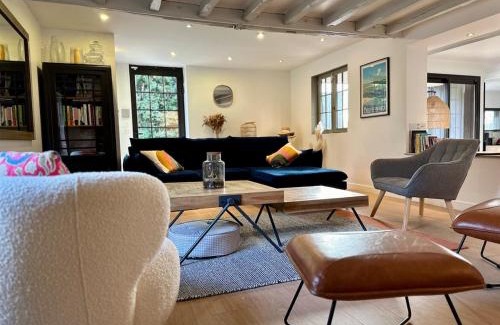 Mainneville Villa | 1h10 de Paris, maison de campagne avec piscine chauffée