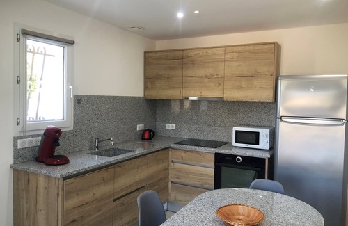 Pigna Apartment | 1km from the beach, apartment with terrace in residence with swimming pool