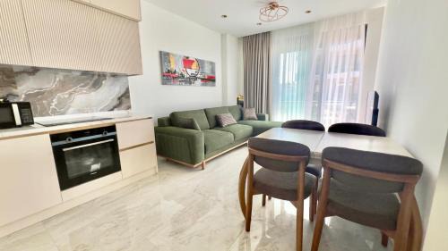 Tosmur Belediyesi Apartment | 2-х комнатная квартира в ЖК класса Luxe, Тосмур